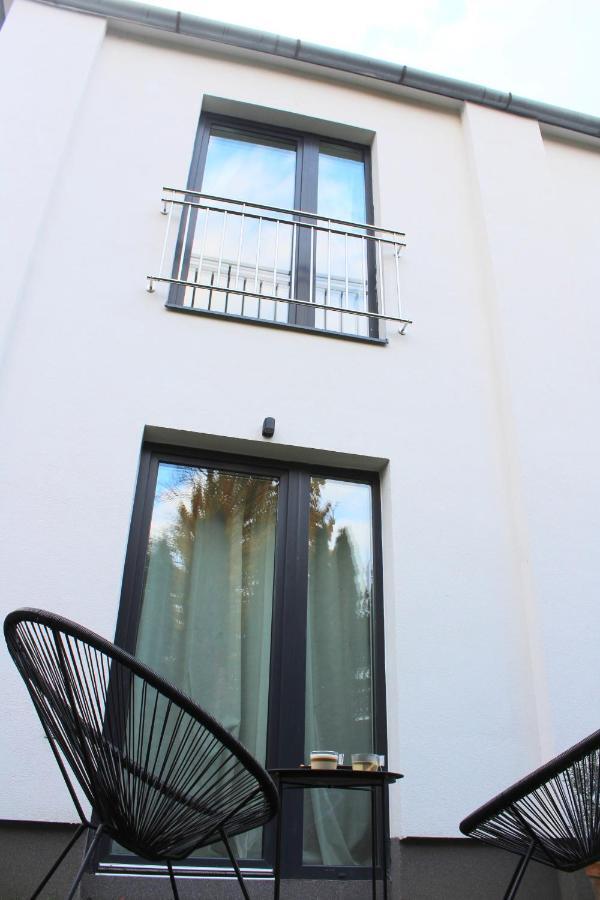 Plage-On Panzio Siofok Exterior photo